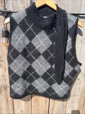 Isabel Marant pour H&M Black and Gray Argyle Sweater Vest